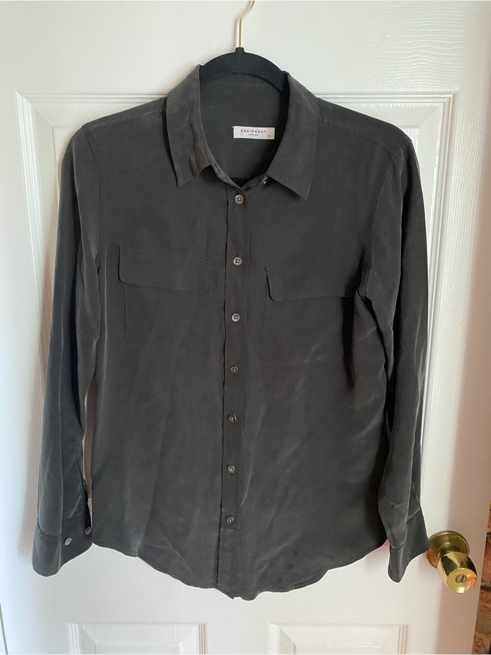 Equipment Femme Charcoal Gray Sueded Silk Button Down Blouse Stained Size XS